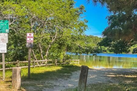 A C 3 Min Walk To Beach On Long Pond Villa Yarmouth Exterior photo